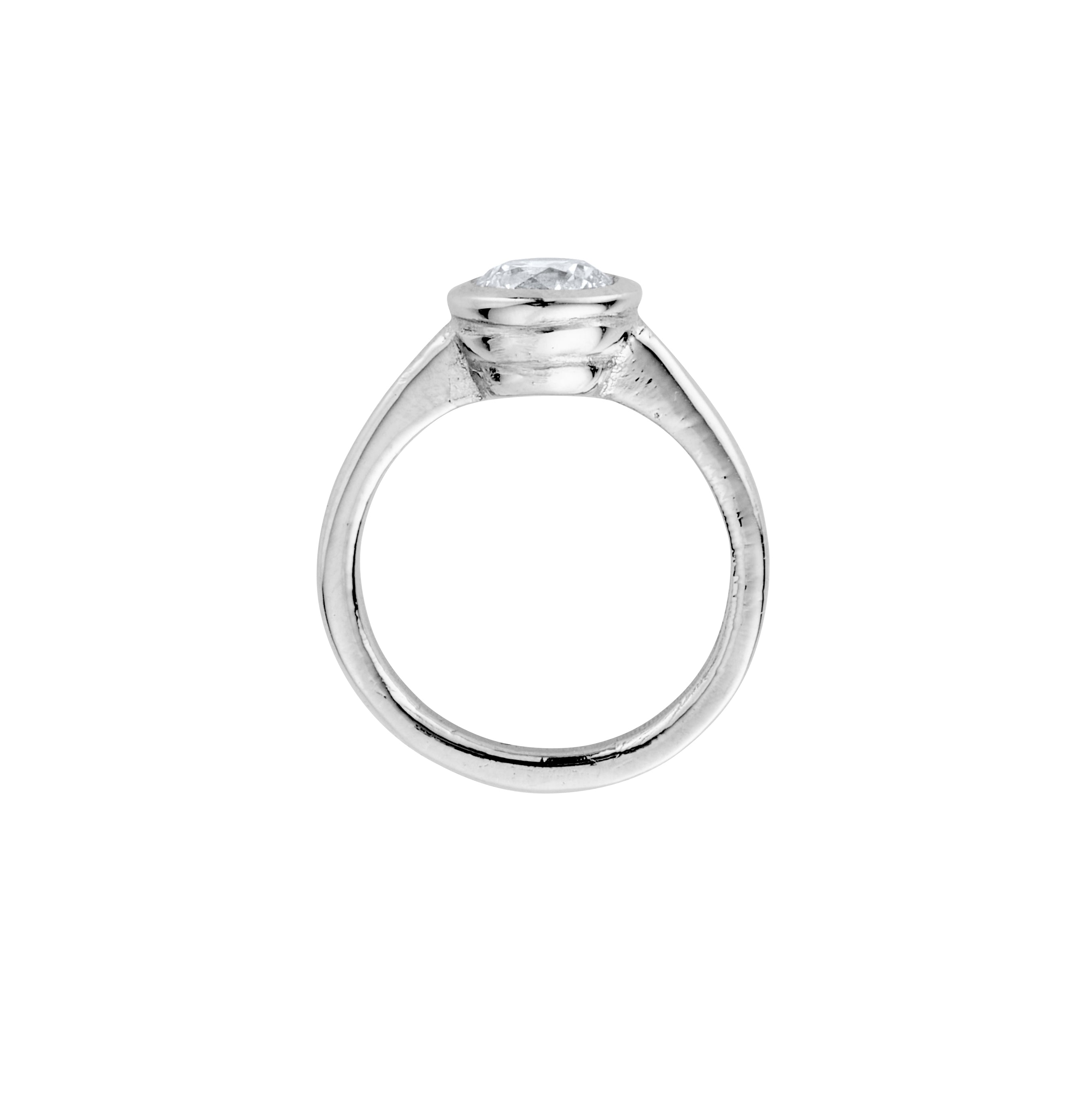 ESME Platinum Diamond Ring