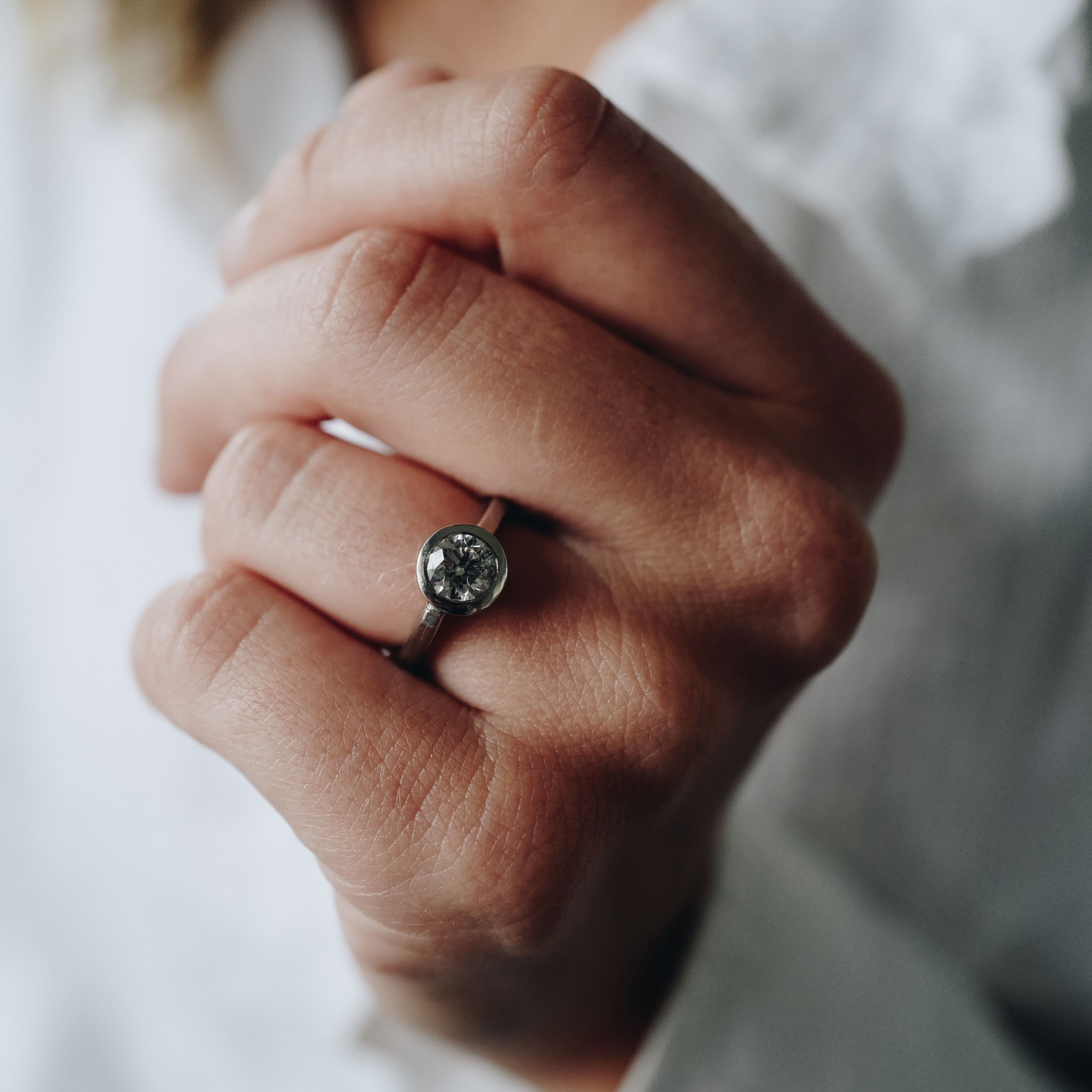 ESME Platinum Diamond Ring