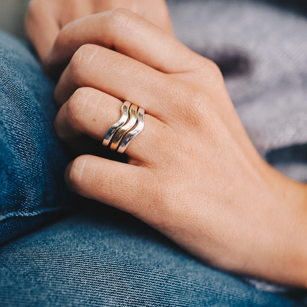 Gold Wave Band