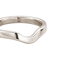 White Gold Ladies' Wave Band