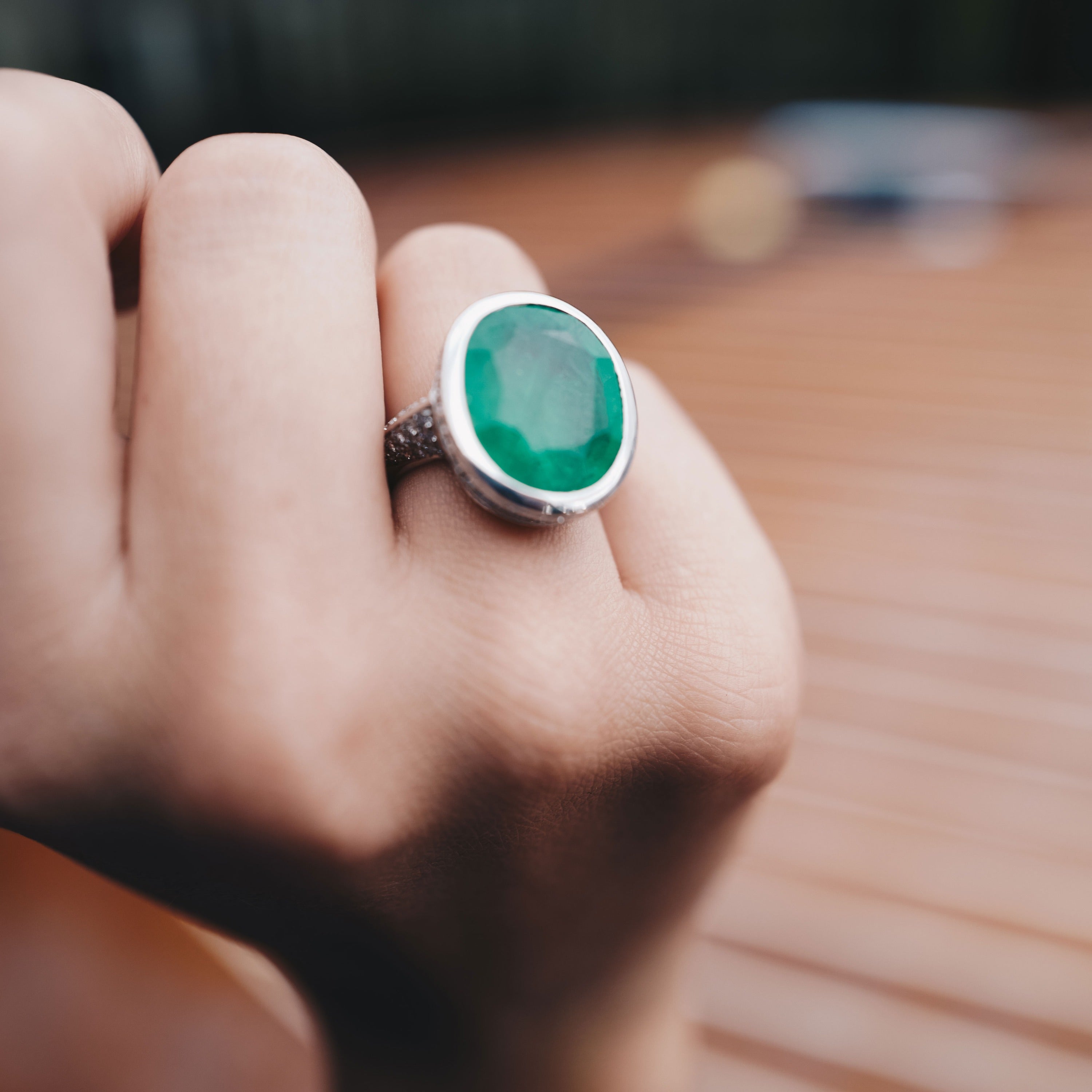 ADA White Gold Emerald & Diamond Ring