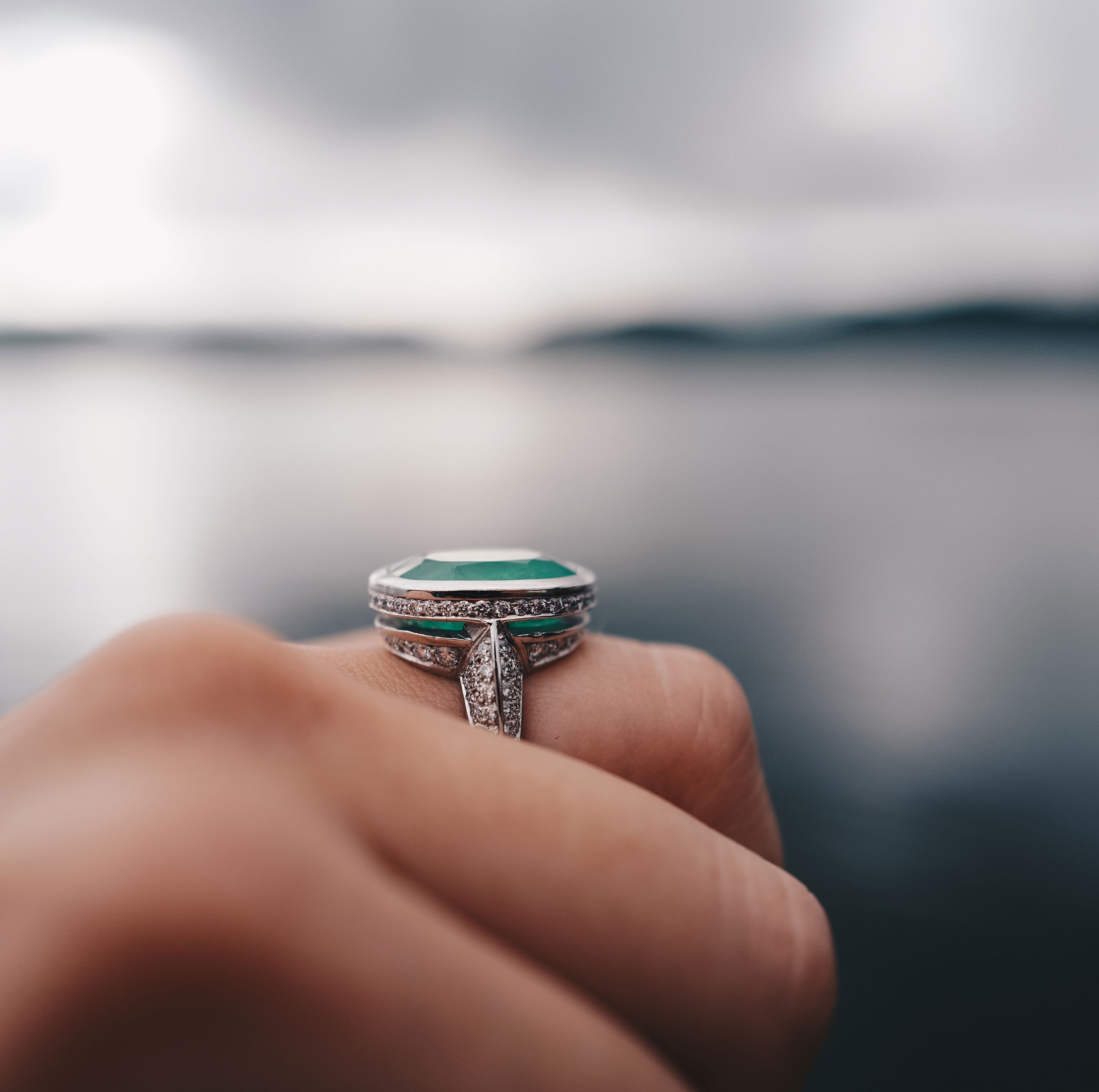 ADA White Gold Emerald & Diamond Ring