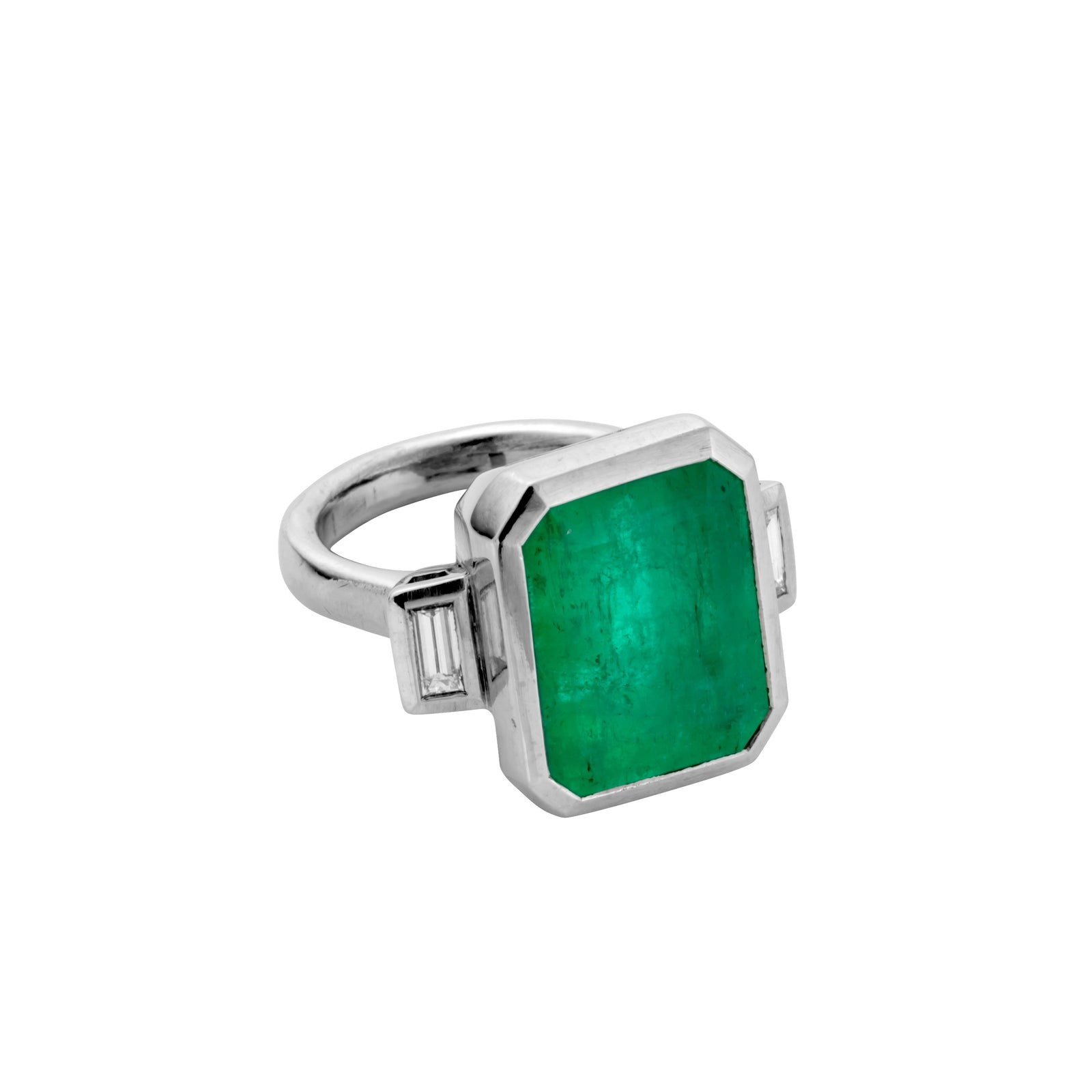 ALETHEA White Gold Emerald & Diamond Ring