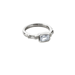 AMARA Platinum Diamond Ring