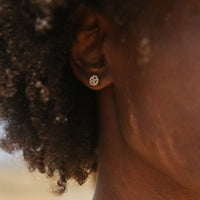 Gold Diamond Little Peace Single Ear Charm