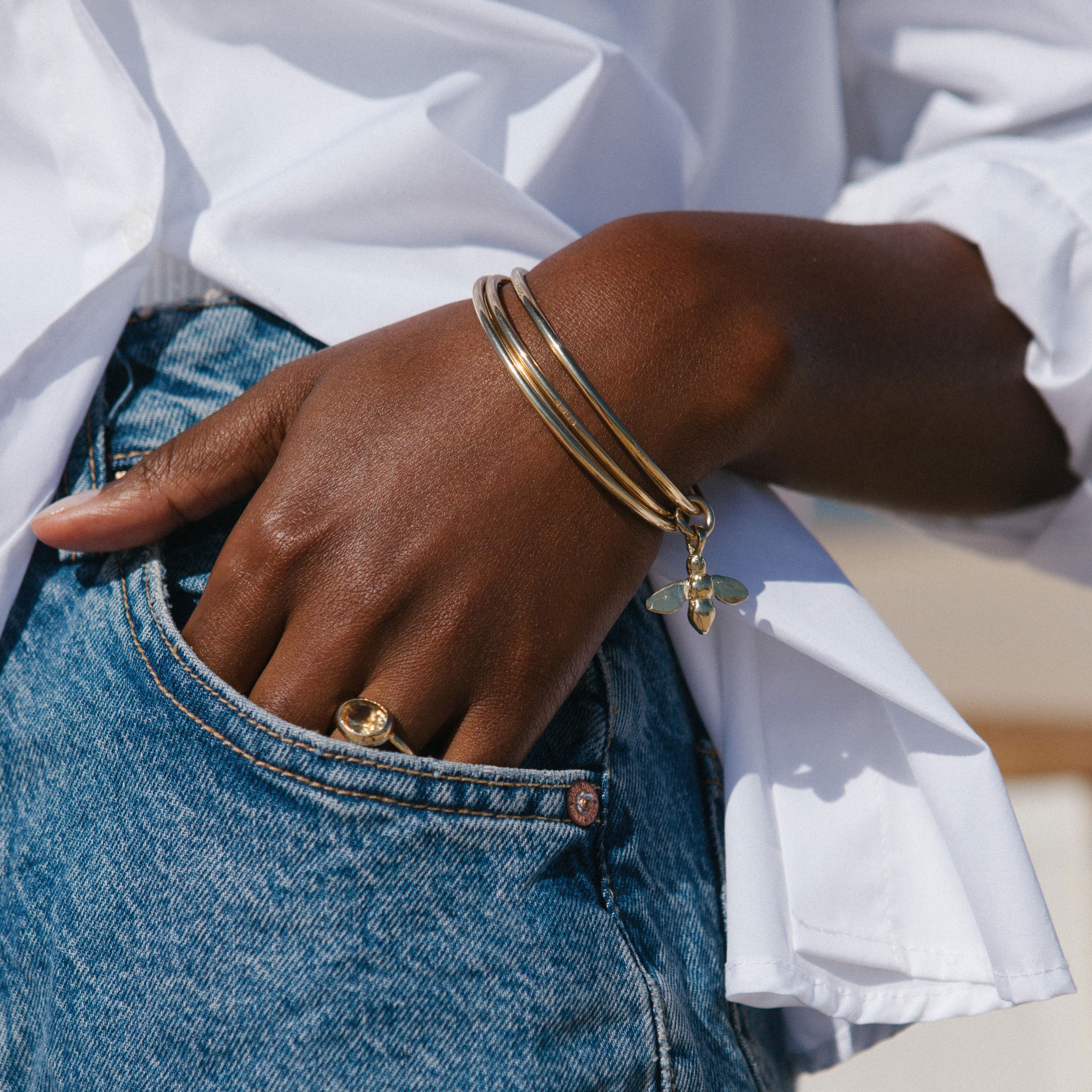 Gold Large Honey Bee Bangle
