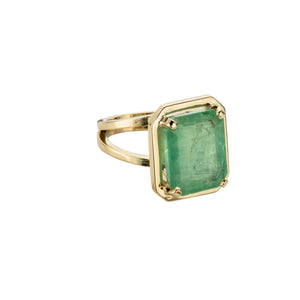 MAUNA LOA Large Gold Emerald Ring