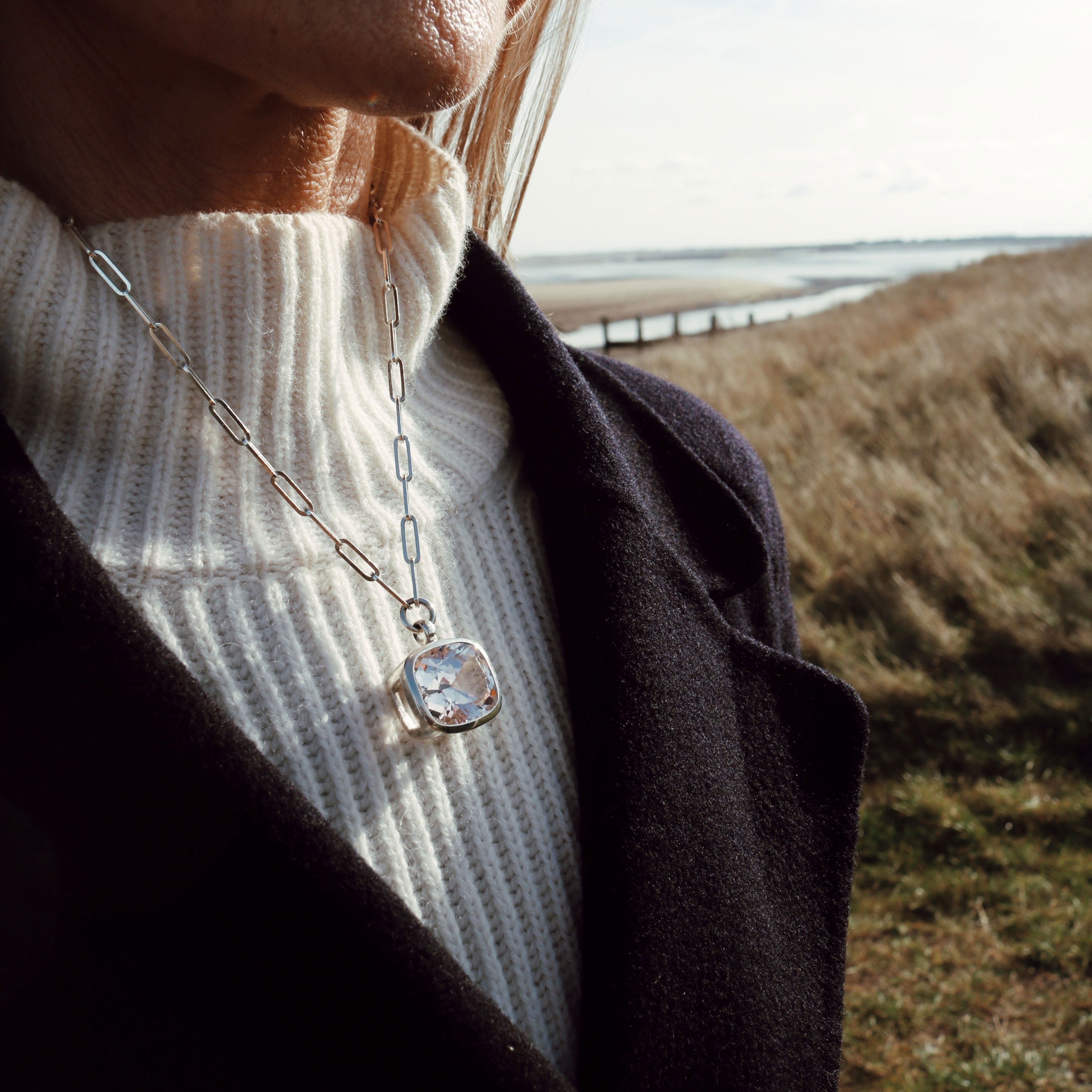 MOUNT ROSA Silver Morganite Necklace