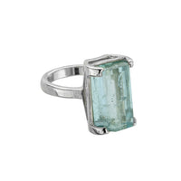NERISSA White Gold Aquamarine Claw Ring