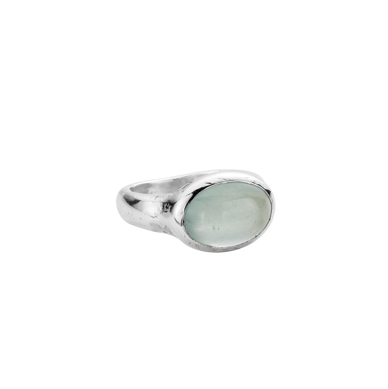Silver Cabochon Aquamarine Treasure Ring