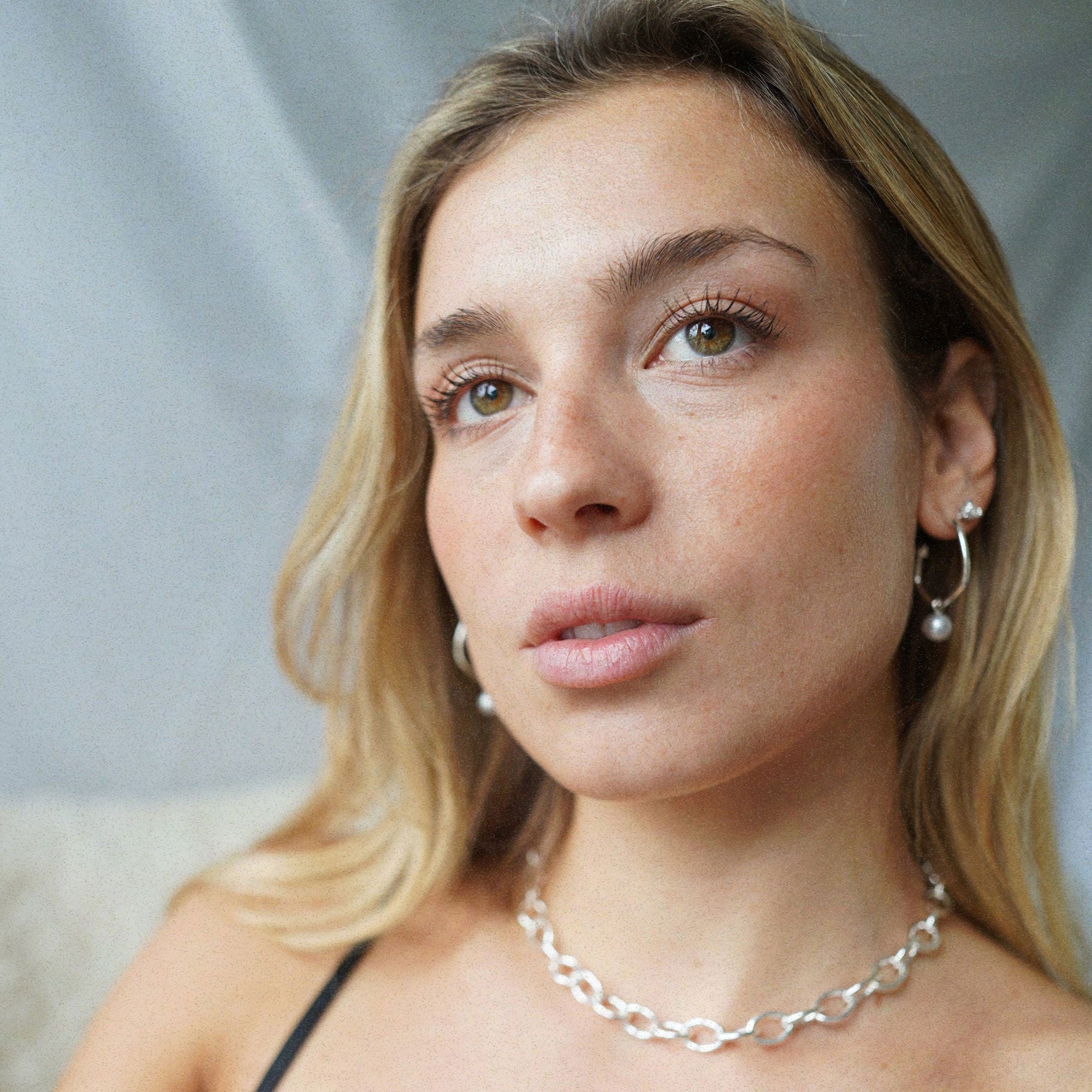 Maxi Cupid Hoops With White Pearl Earring Charms