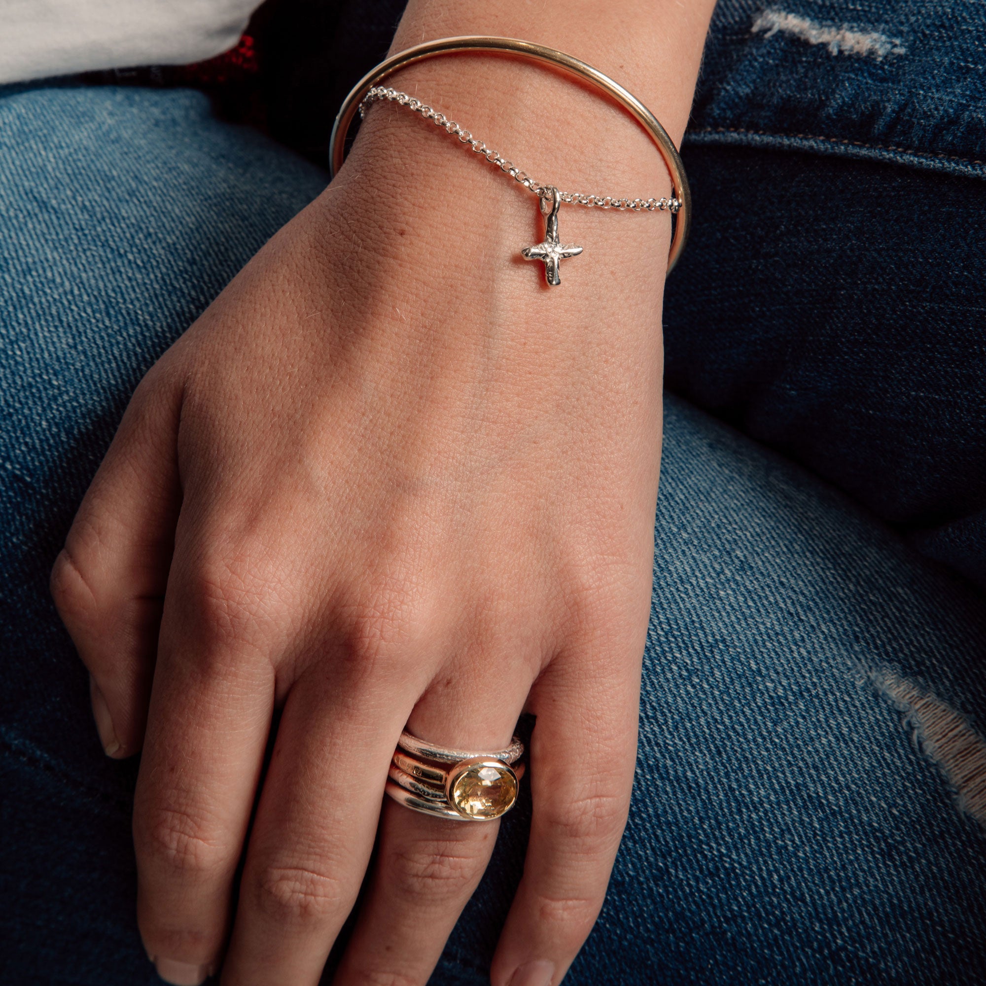 Silver Mini Kiss Chain Bracelet