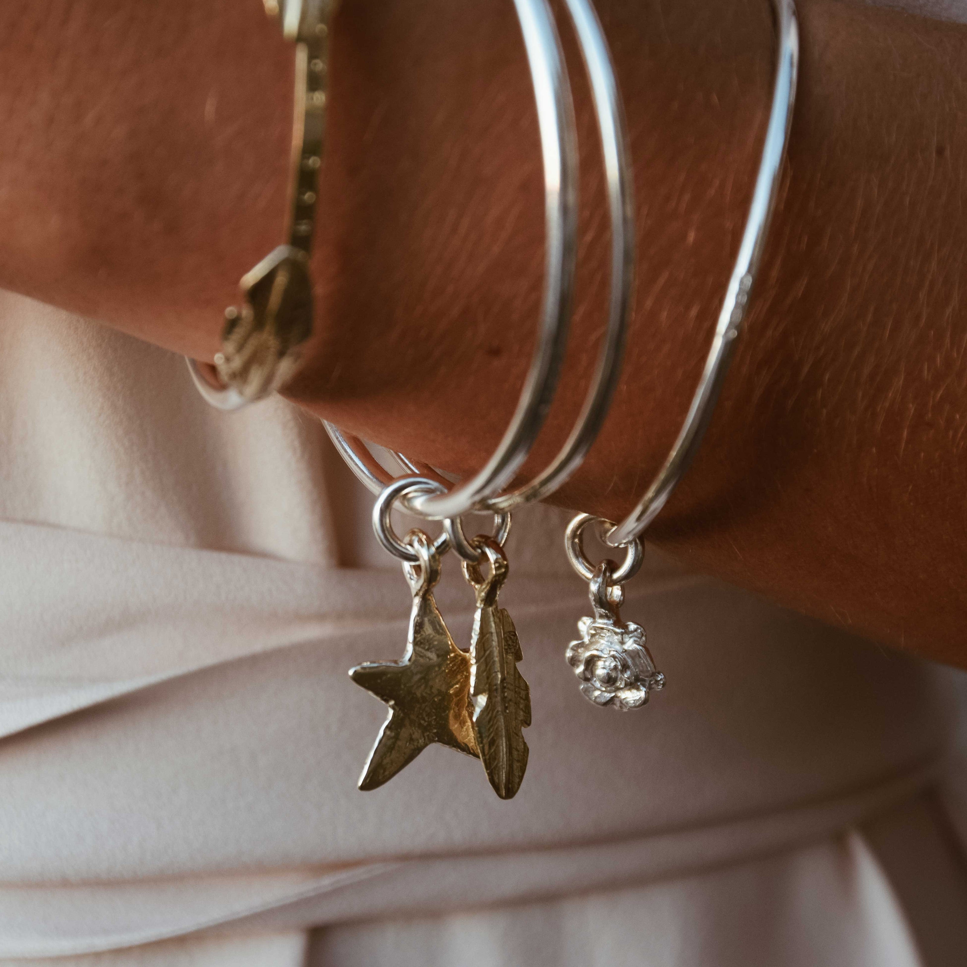 Silver Medium Yorkshire Rose Bangle